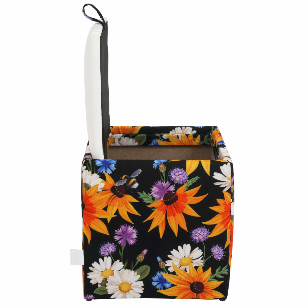 Taburet Box - stofa print flori de camp/imitatie piele alb Taburet Box - stofa print flori de camp/imitatie piele alb