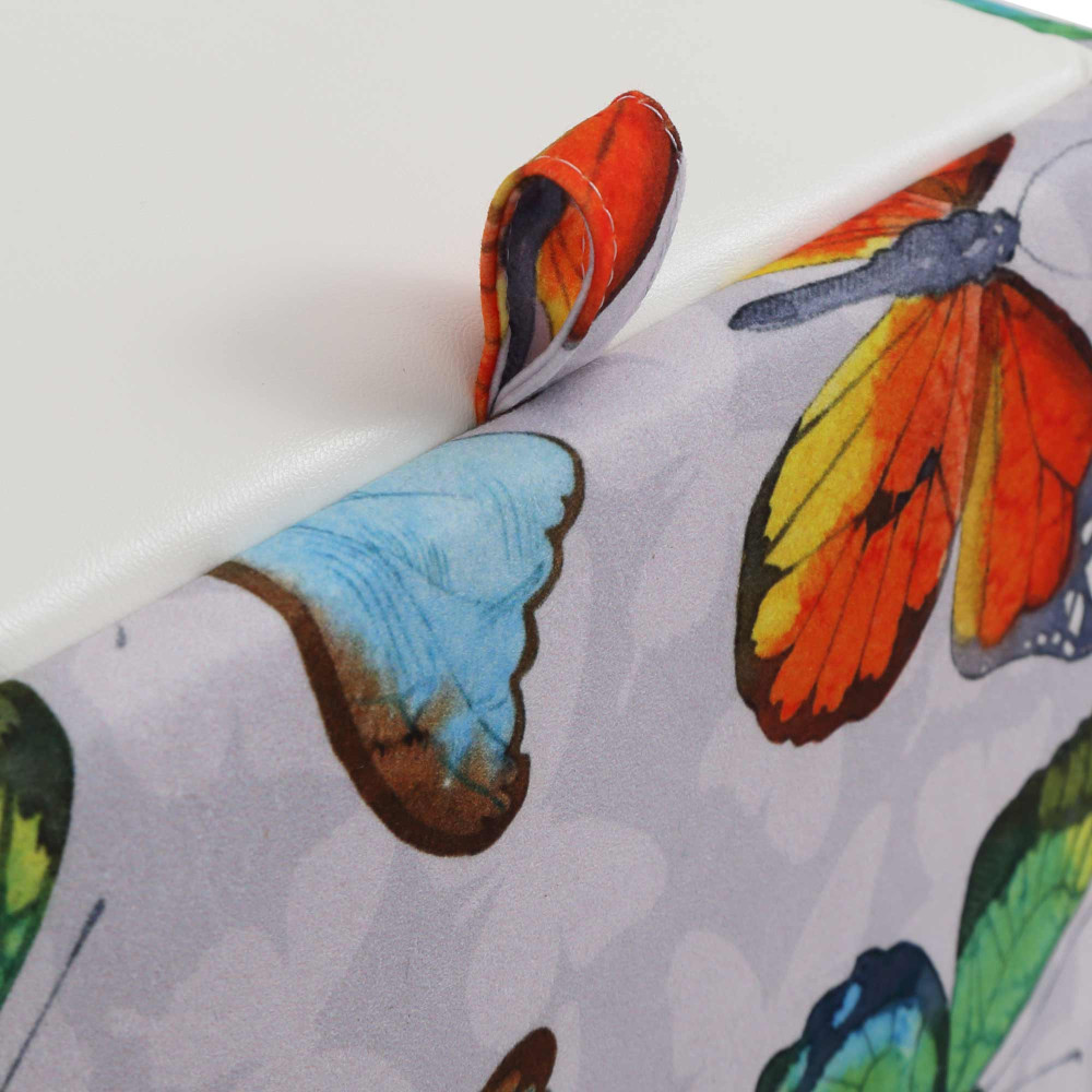 Taburet Box - stofa print fluturi/imitatie piele alb Taburet Box - stofa print fluturi/imitatie piele alb