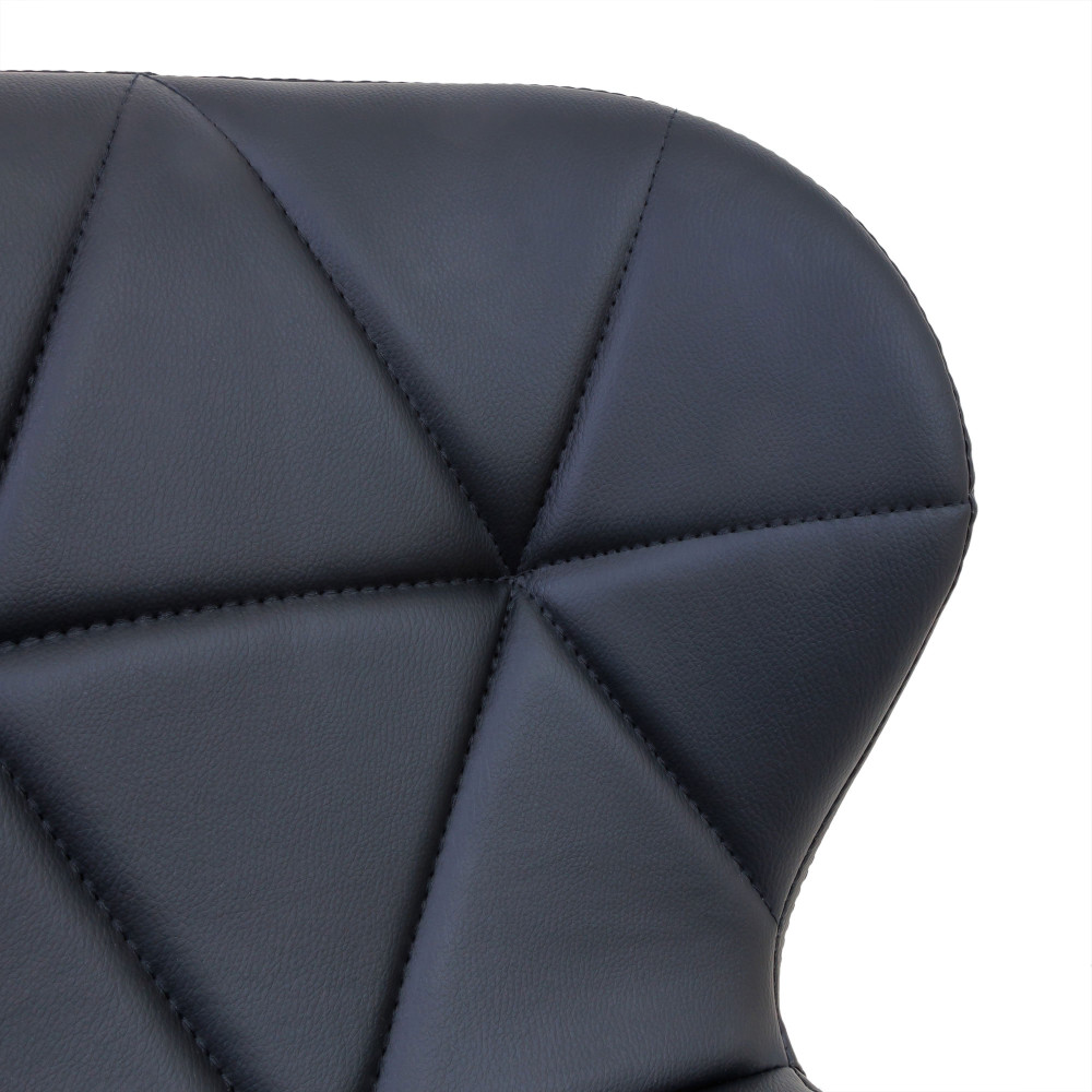 Scaun Eliza - cadru lemn - imitatie piele negru Scaun Eliza - cadru lemn - imitatie piele negru